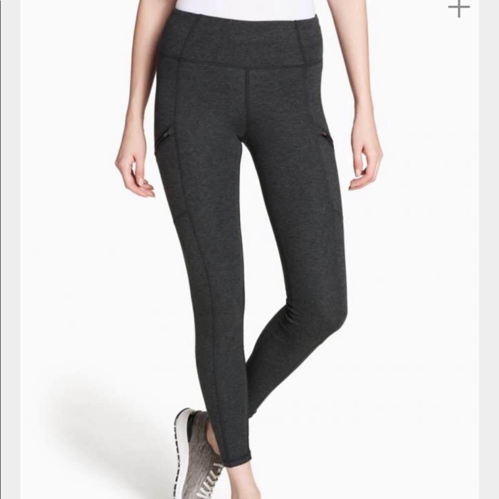 Calvin Klein performance leggings size small